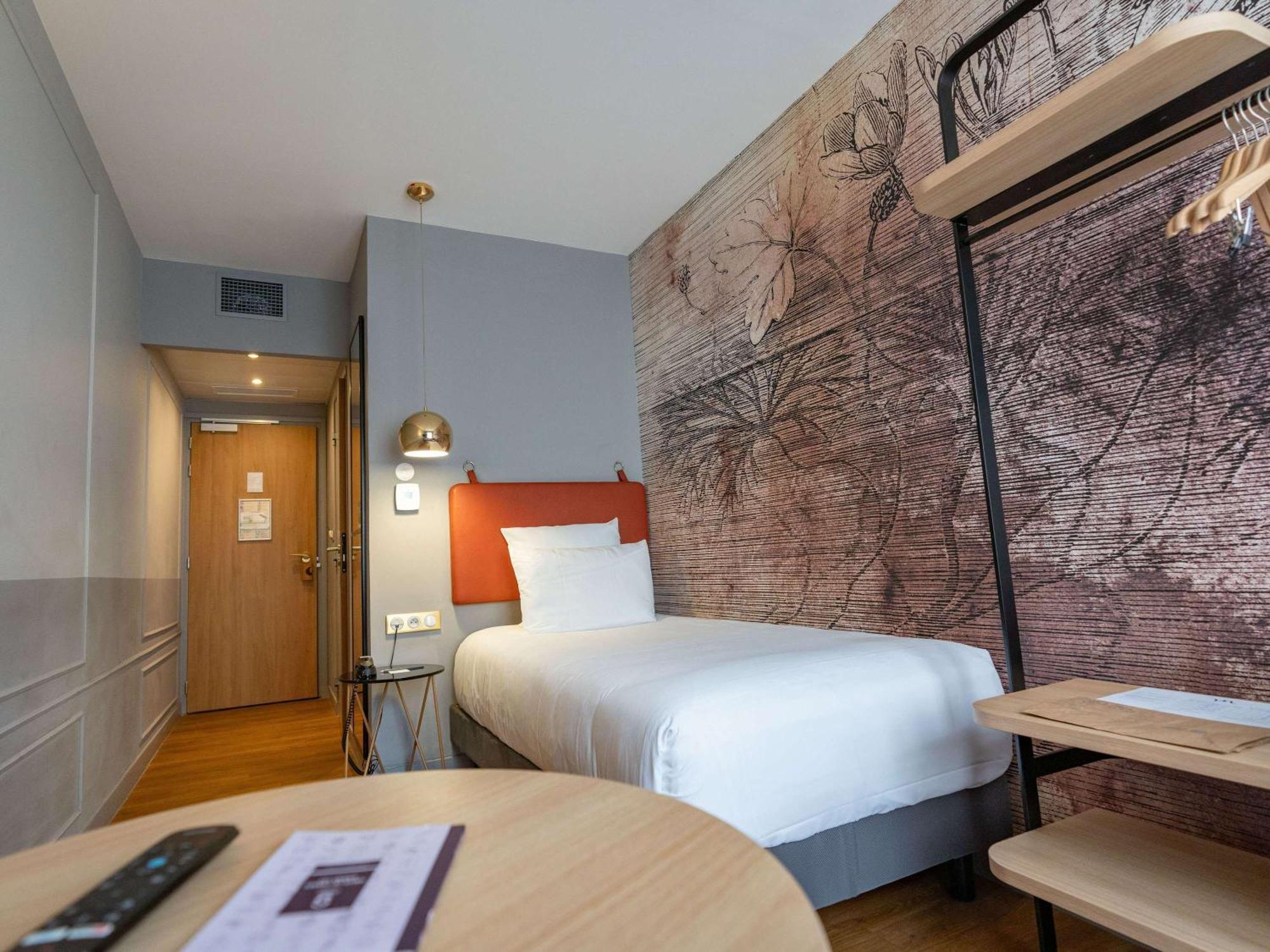 Mercure Saint Omer Centre Gare Екстер'єр фото